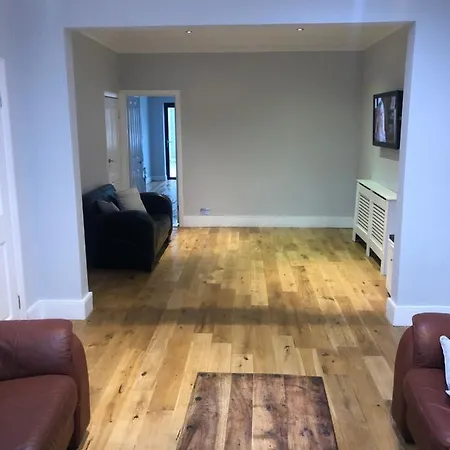 Apartment Great 4 Bedroom In Tooting *