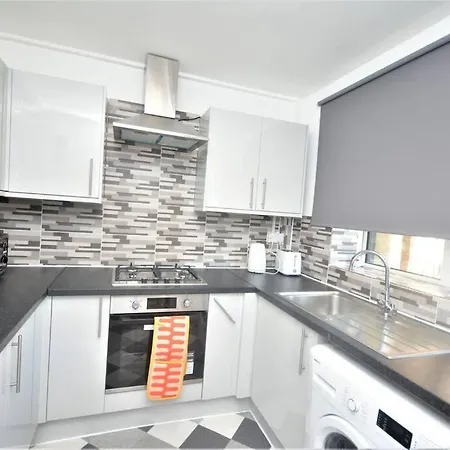 Zone 2 Two Bedroom London