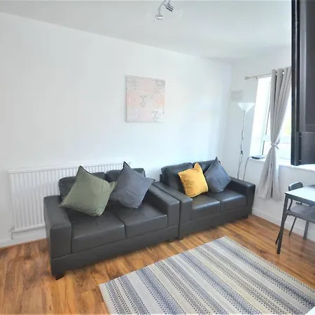 Apartment Zone 2 Two Bedroom London