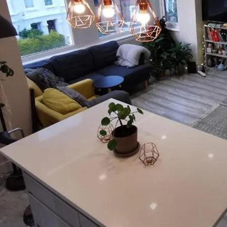 Entire 1-bed In Haringey