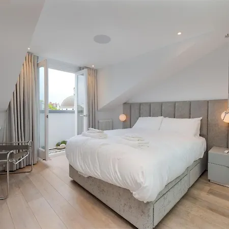Stunning Maida Vale Near Regents Canal By Underthedoormat *
