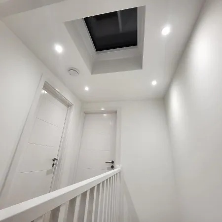 Garland Modern 4 Bedroom London Finchley