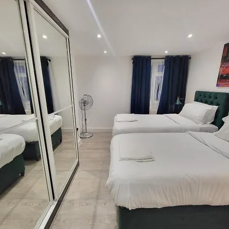 Apartment Garland Modern 4 Bedroom London *