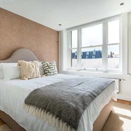 Apartment Be - The Covent Garden Residences