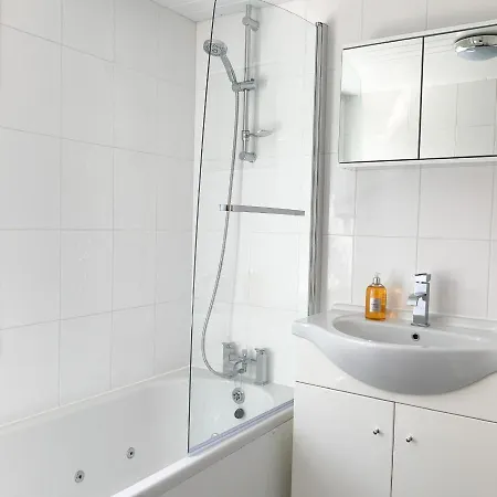 Battersea Wharf Holiday home London