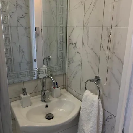 Apartment New Look Flat In Waterloo London
