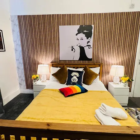 Appartamento 2-bedroom Living Flats Near Edgware Road