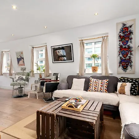 Guestready - Artsy Penthouse In Heart Of The Apartment