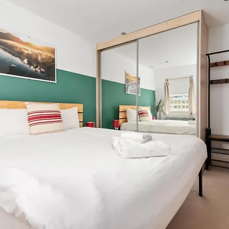 Apartment Guestready - Artsy Penthouse In Heart Of The *