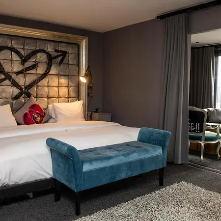 Hotel The Exhibitionist 5*