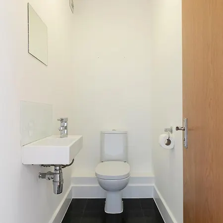 Prime Location Flats London
