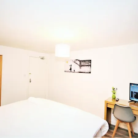 The Aldgate Guest house