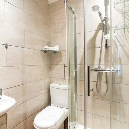 Holiday home Jones Real Escapes Retreat *