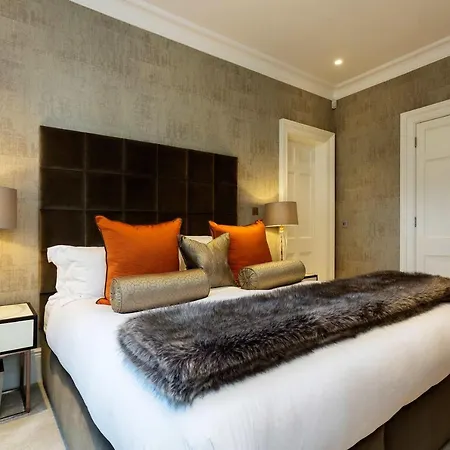 Holiday home Veeve - Pears And Graces London