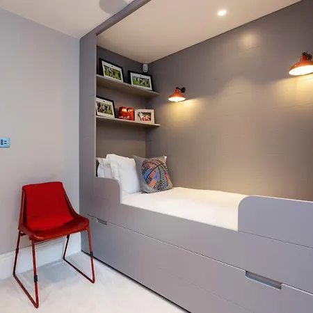 Veeve - Pears And Graces Holiday home London