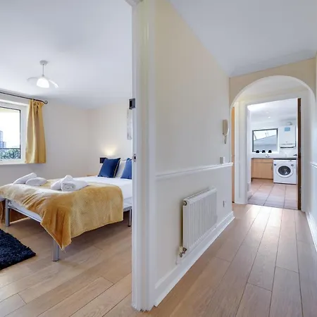 Flourish - Constant Court - Canary Wharf Apartamento Londres