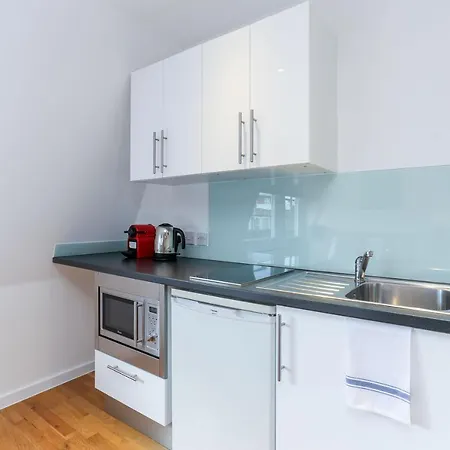 Russell Square Serviced By Concept