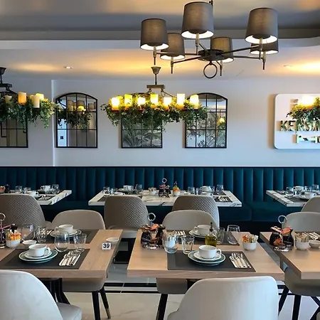 Hotel Merit Kensington London