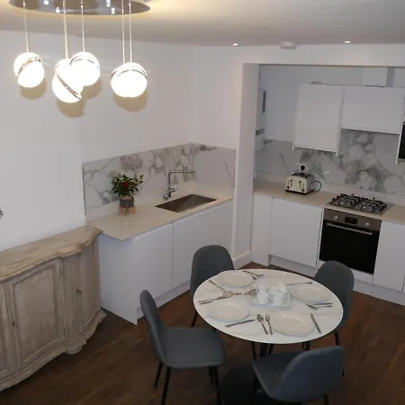 Apartament 64 Avonmore Olympia Kensington Boutique