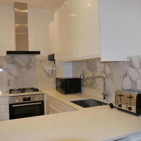 Apartment 64 Avonmore Olympia Kensington Boutique