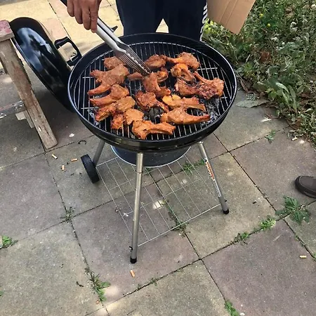 Burney Tomar House Homestay Croydon