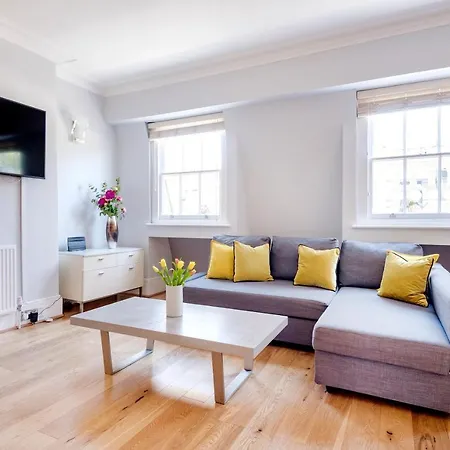 Apartment Hyde Park