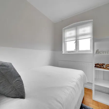 Large Modern 3 Bedroom House West Norwood Crystal Palace Gipsy Hill Holiday home London