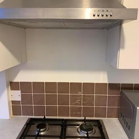 Modern Deluxe Camberwell Denmark Apartment