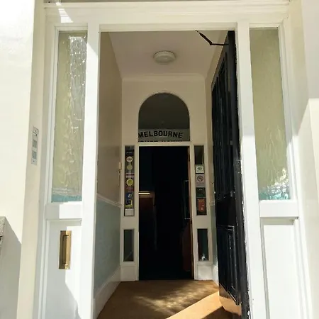 Hotel Melbourne House 3*