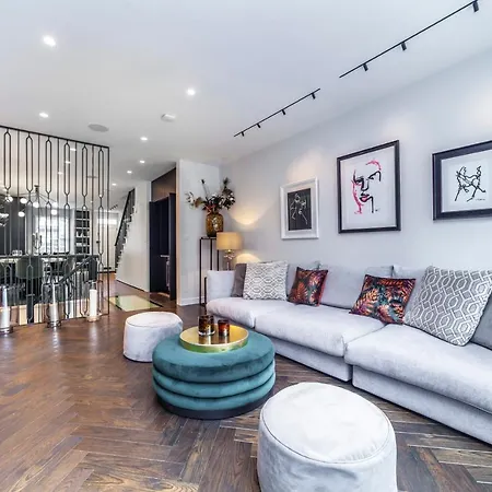 Luxury 3 Bedroom House With Garden Next To Battersea Park