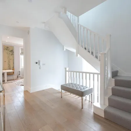 Stunning Maida Vale Near Regents Canal By Underthedoormat London