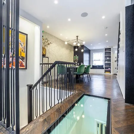 Luxury 3 Bedroom House With Garden Next To Battersea Park Holiday home
