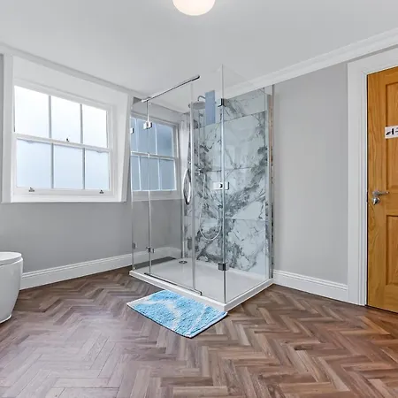 York By Dc Apartment