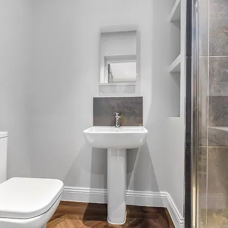 Apartment York By Dc