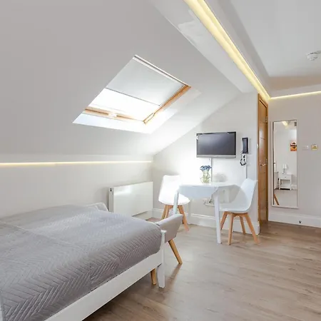 Guilford Street Apartment *