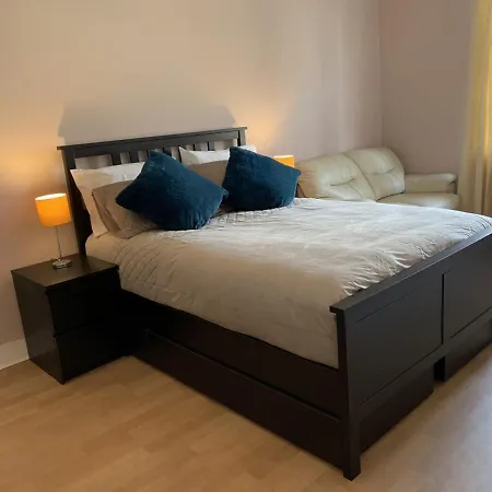 Daire Lovely 1 Bedroom Apartment In Chelsea, London