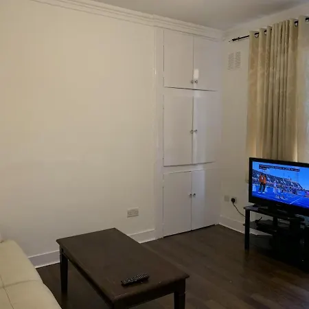 Lovely 1 Bedroom Apartment In Chelsea, London Daire Londra