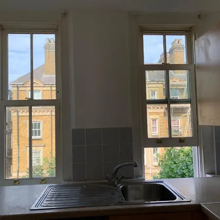 Lovely 1 Bedroom Apartment In Chelsea, London *