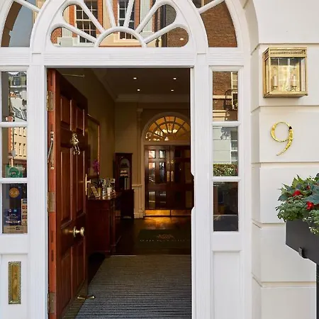 9 Hertford Street Apartment