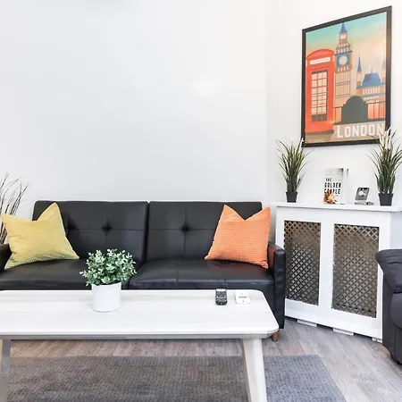 Two Bedroom In Central With Large Terrace Apartment
