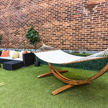 Two Bedroom In Central With Large Terrace