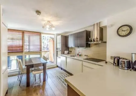 Apartment Super Beautiful Three Bedroom *