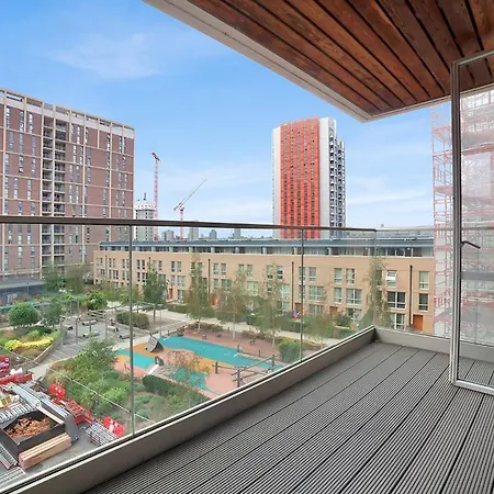 2 Bedroom In The Heart Of Greater