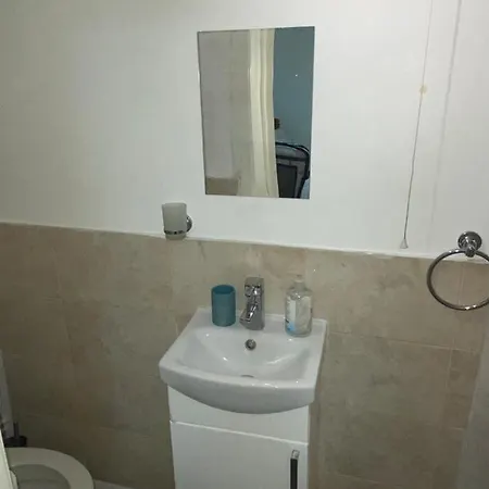 Well Located 2 Bedroom In Kings Cross London