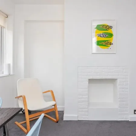 Cosy 1 Bedroom In Earlsfield Sw * London