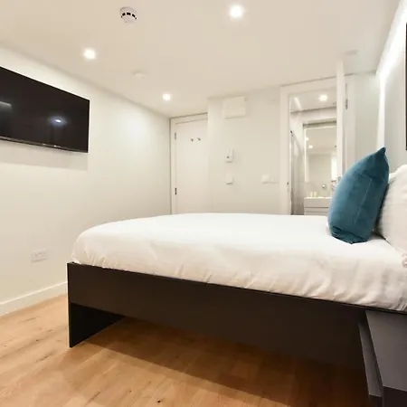 Ξενοδοχείο με διαμερίσματα Earls Court East Serviced By Stayprime