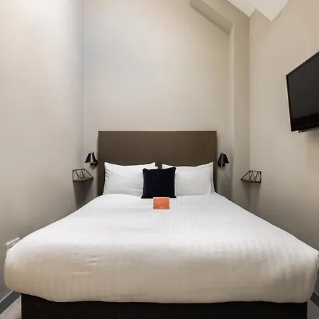 Towerbridge64 Hotel