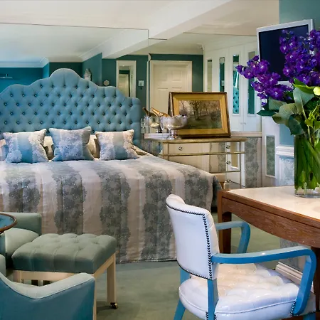 The Montague On The Gardens Hotel