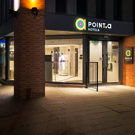 Point A Canary Wharf 3*