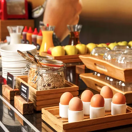 Ibis Stratford Szálloda 3*